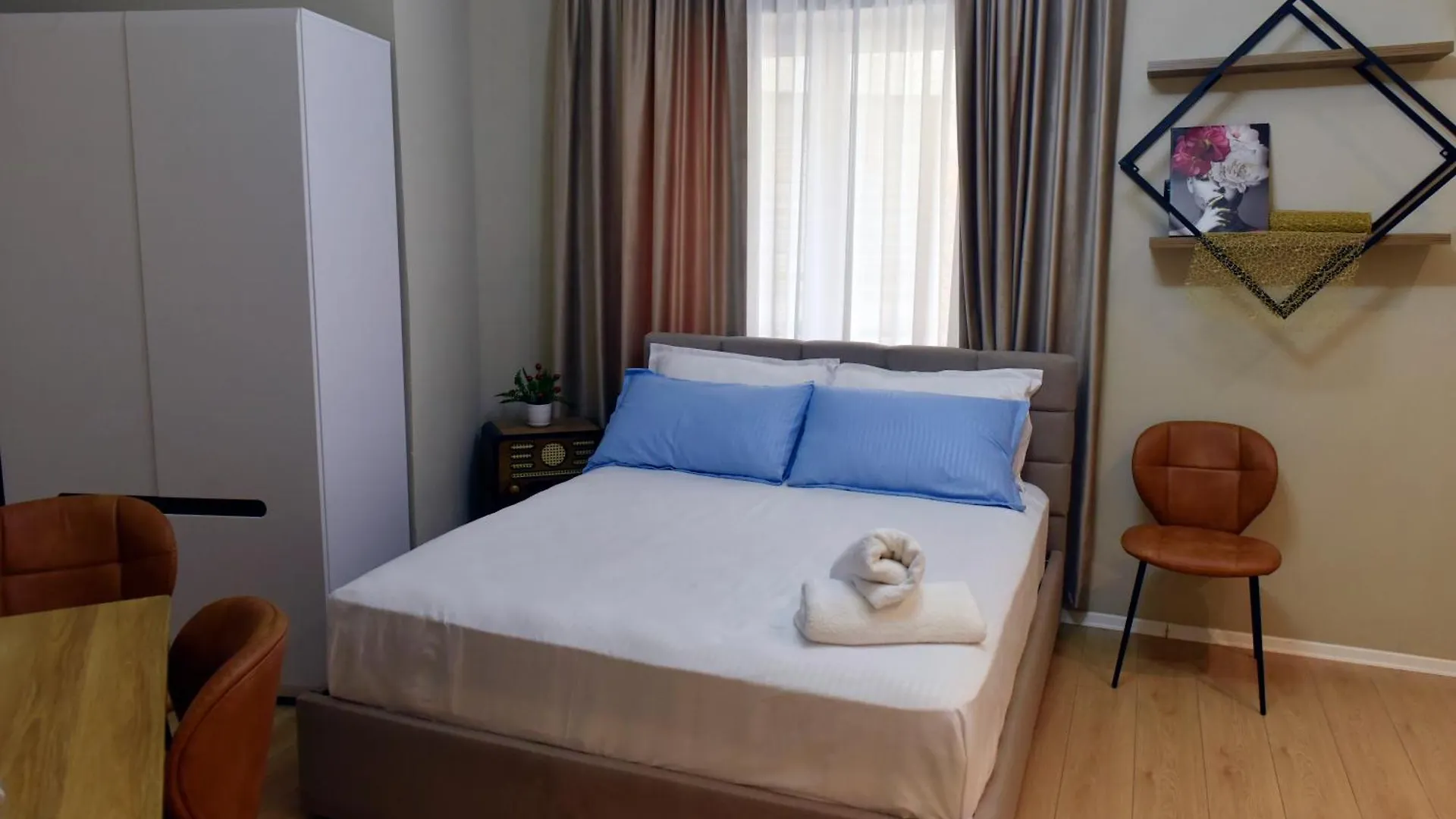 City Center Rooms And Apartments Durres