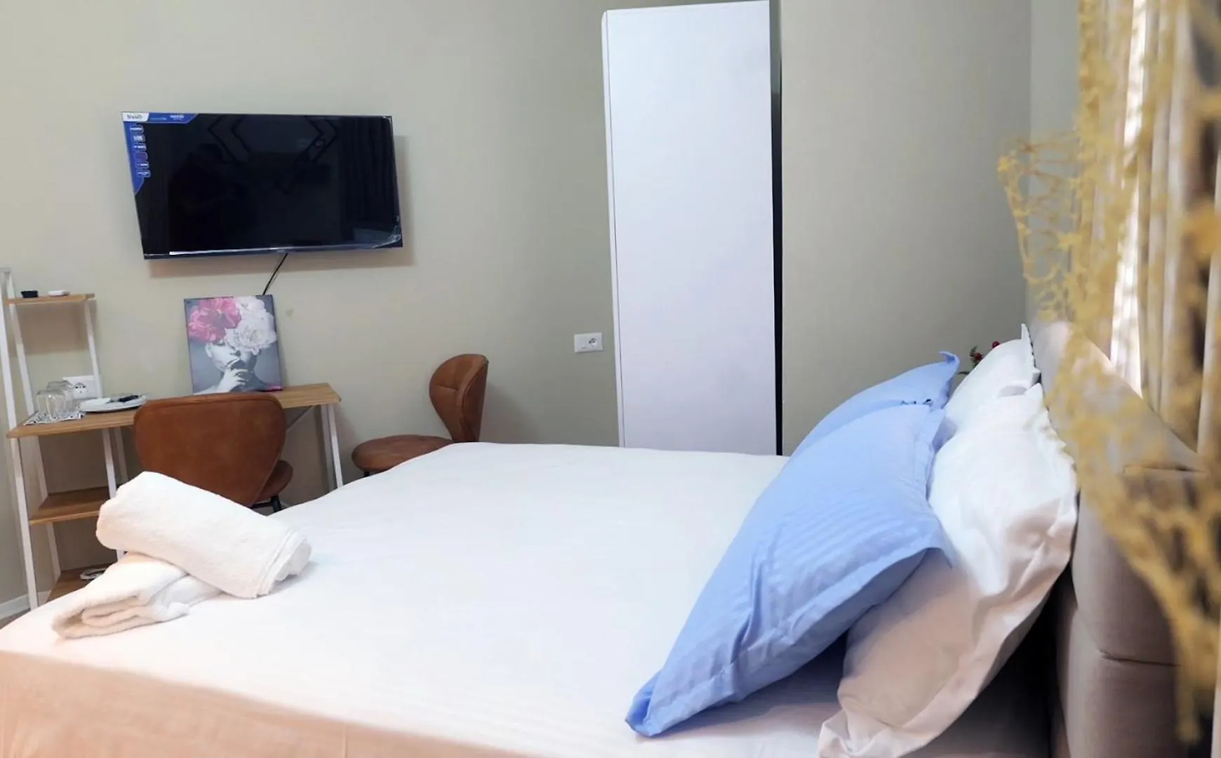 City Center Rooms And Apartments Durres
