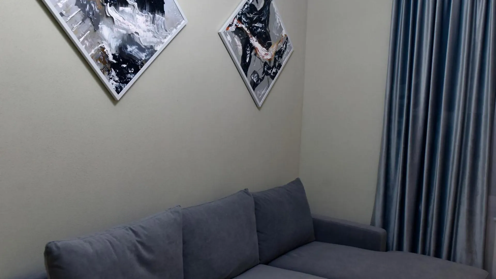 City Center Rooms And Apartments Durres
