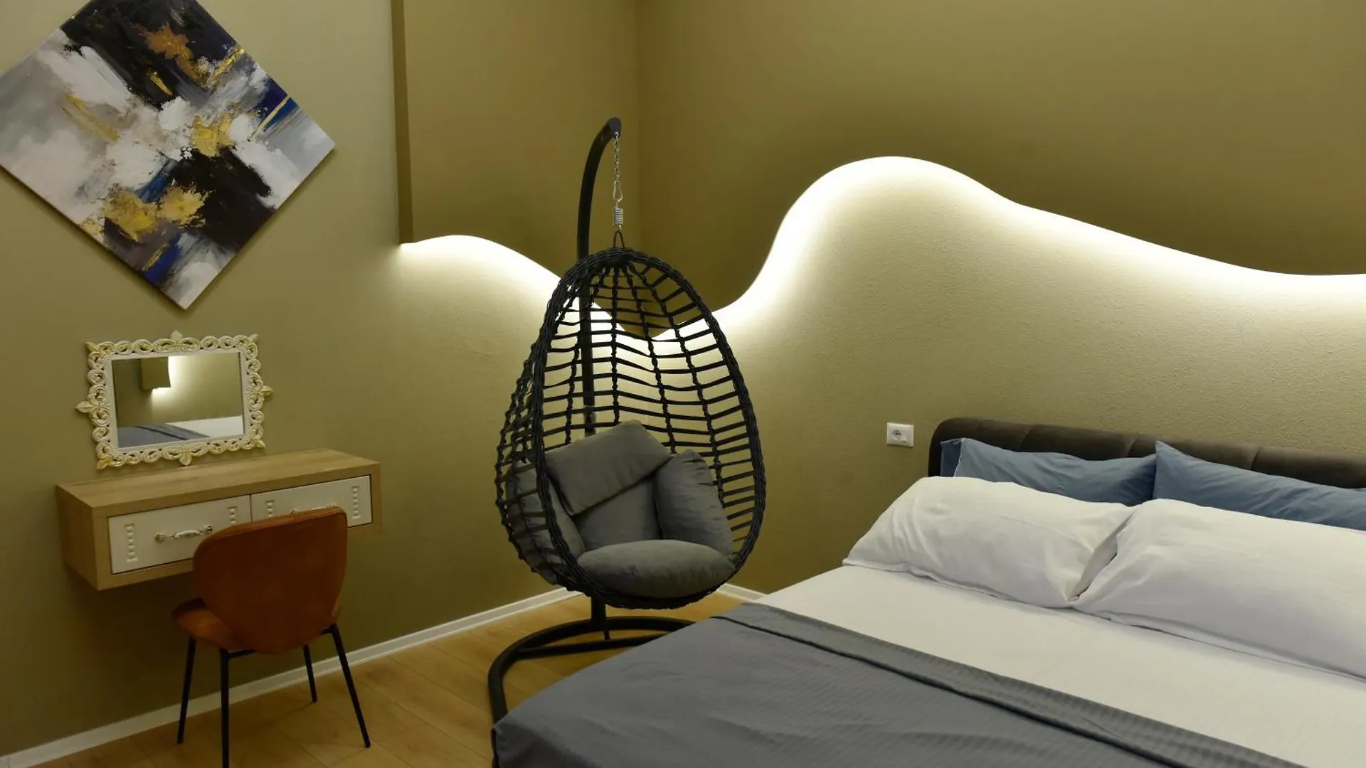 City Center Rooms And Apartments Durres